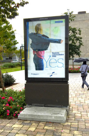 affiche mobilier urbain YES unistra